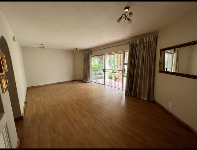 2 BEDROOM APARTMENT RENTED IN BRYANSTON